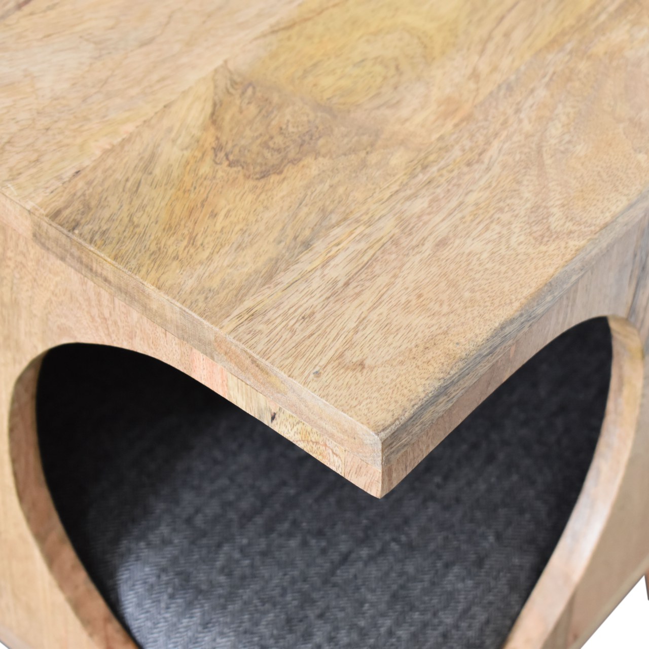 Nordic Cut-out Pet Bed - Image 5