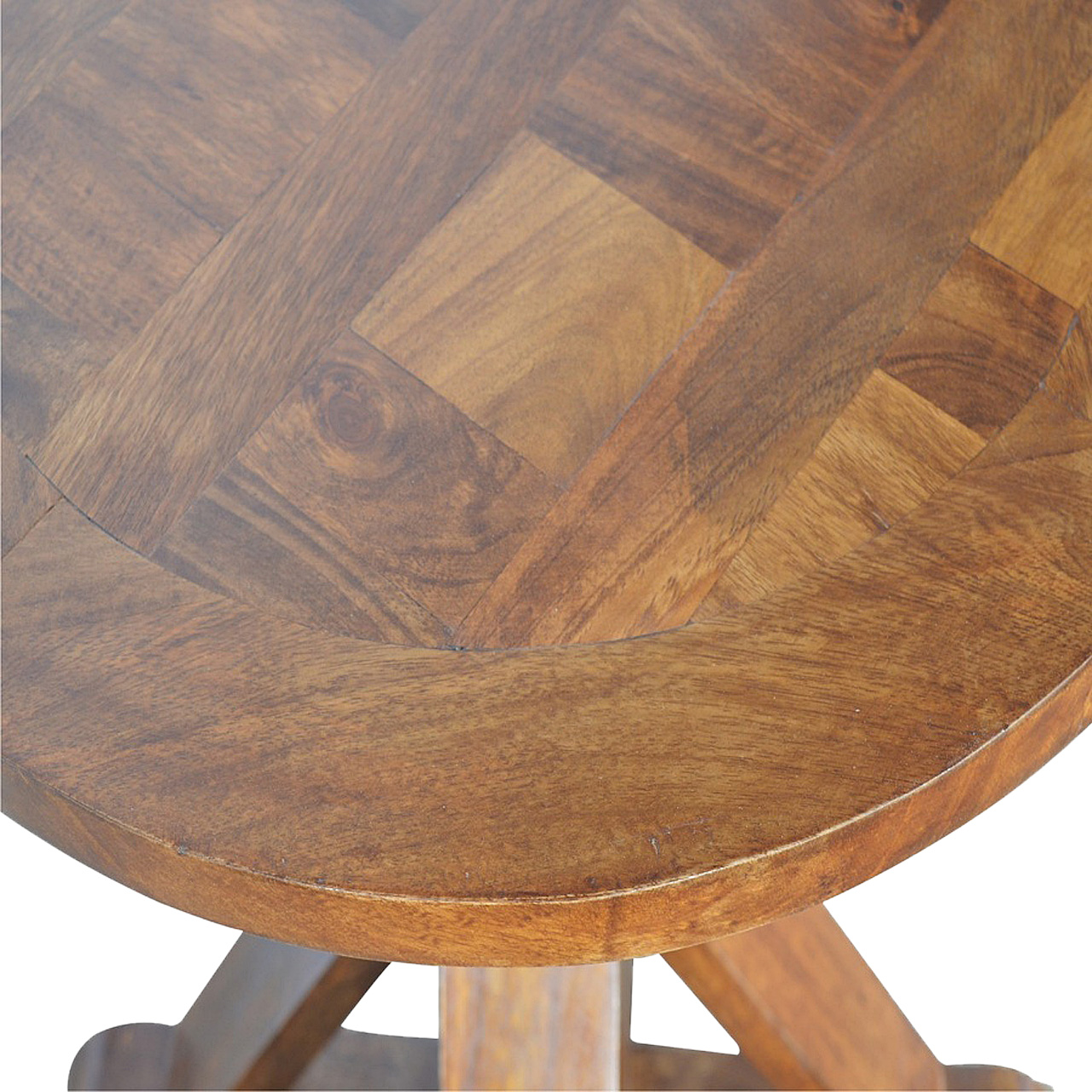 Chestnut Tristle Round Table - Image 3