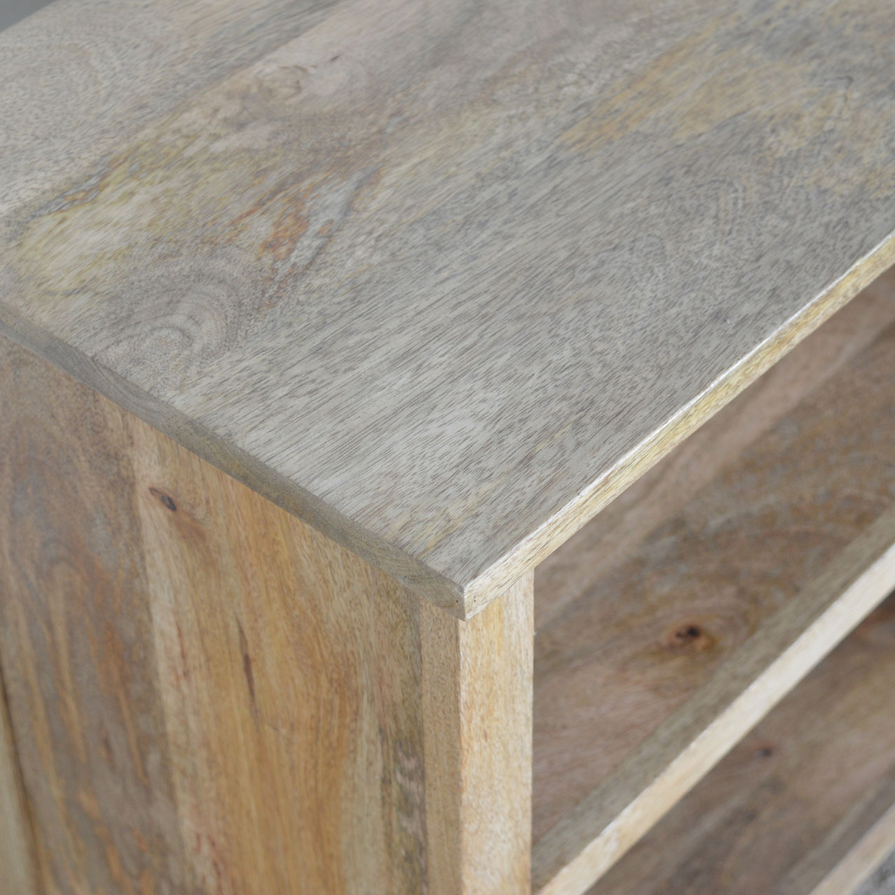 3 Drawer Country Media Unit - Image 5